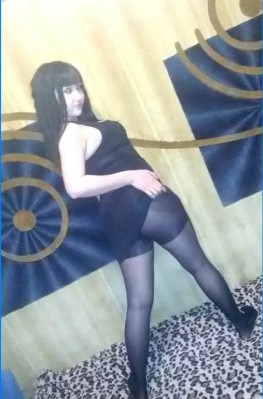 Любовница разделась в офисе