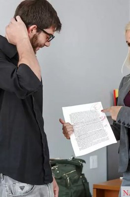 Учительница очень любит сосать у мужика и сглатывать сперму hd порно фото teacher