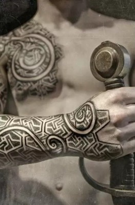 Тату скандинавские руны (значение, эскизы, фото) для мужчин и женщин