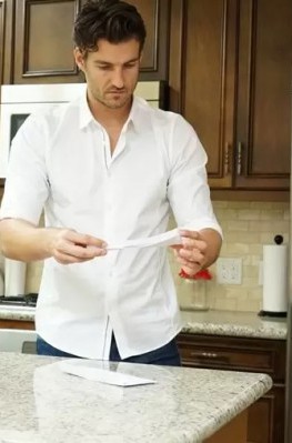 Латинка сделала массаж свой пиздой